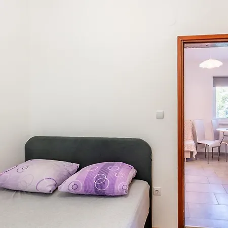 Emina Apartman