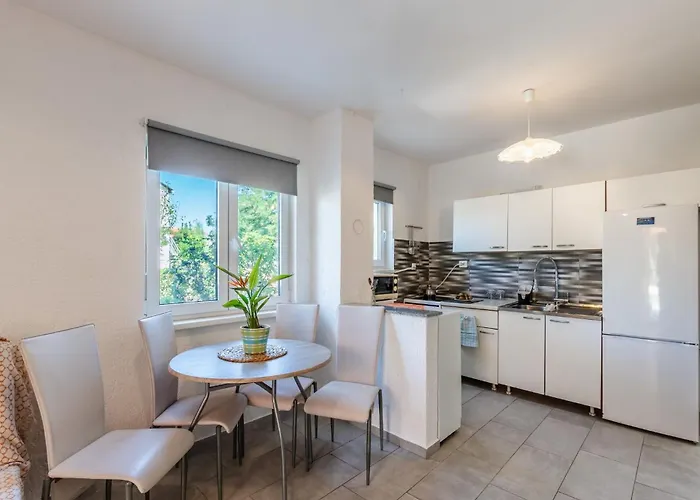 Apartman Emina *